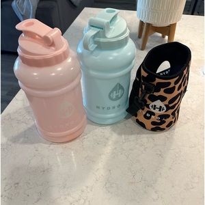 2 hydro Jugs & sleeve